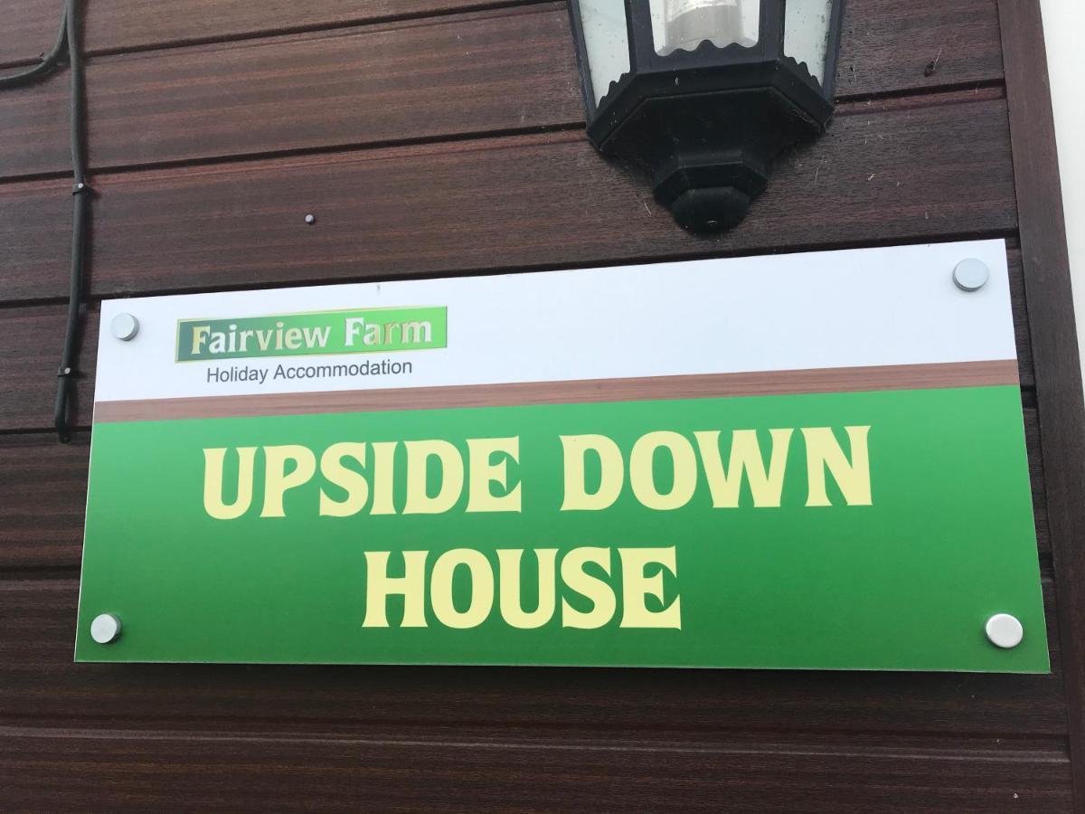 Upside Down House - Sleeps Up To 6 Guests - Great For Family And Friends Gatherings,Corporate Events ,Near Sherwood Forest At Fairview Farm In Nottingham Set In 88 Acres Exterior foto